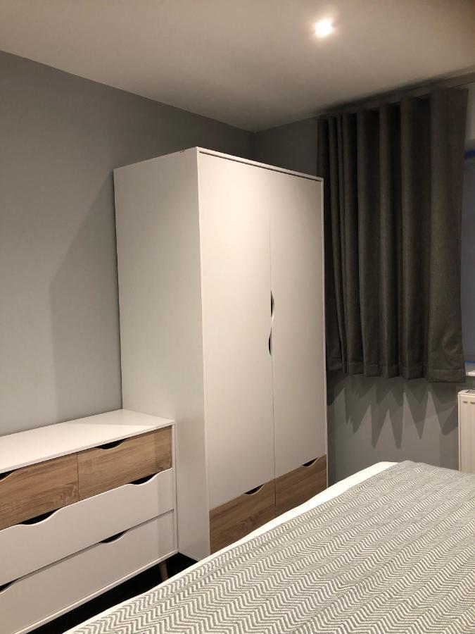 The Spires Serviced Apartments Кардифф Экстерьер фото