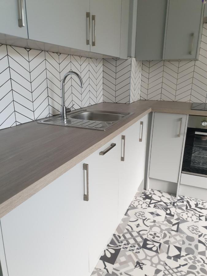 The Spires Serviced Apartments Кардифф Экстерьер фото