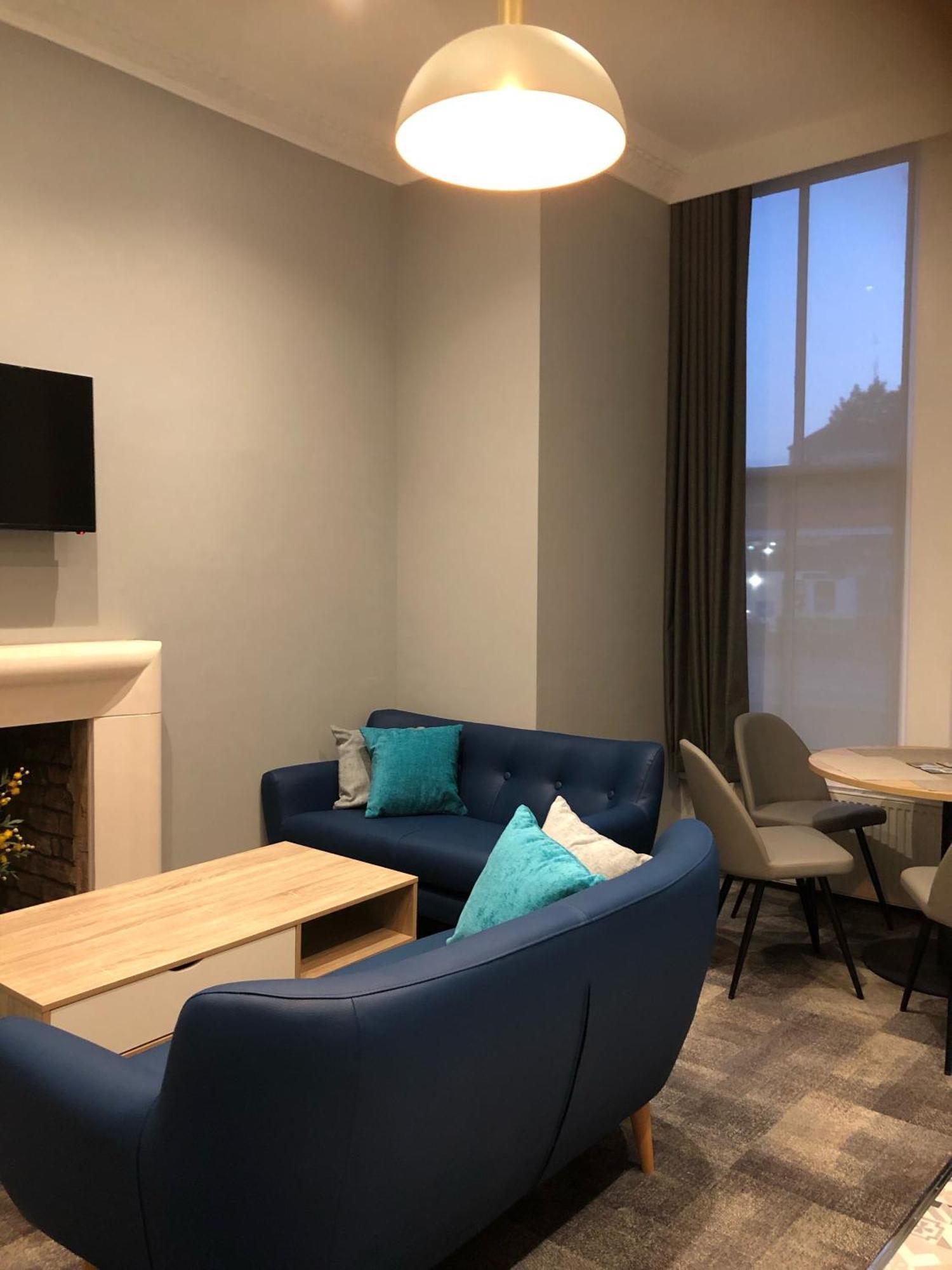 The Spires Serviced Apartments Кардифф Экстерьер фото